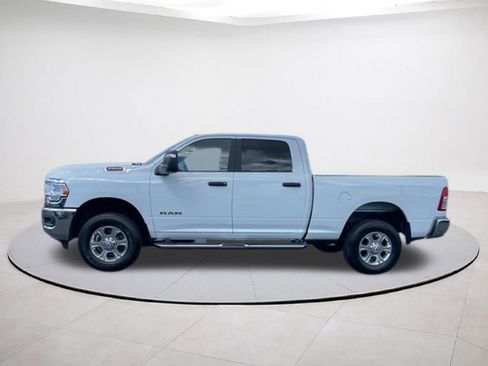 Certified 2024 RAM 2500 Big Horn AWD/4WD image 4
