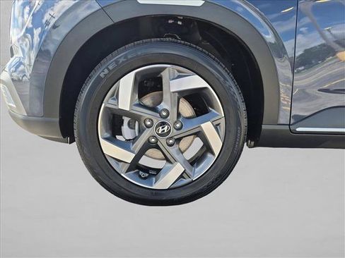 Certified 2026 Hyundai Venue SEL FWD image 23