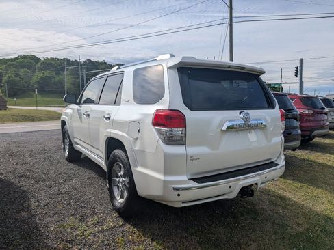 Used 2012 Toyota 4Runner SR5 RWD image 1