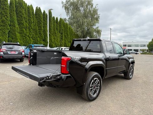 Certified 2024 Toyota Tacoma TRD Sport AWD/4WD image 10