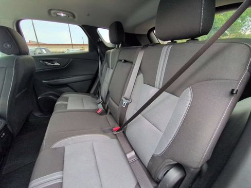 Used 2025 Chevrolet Blazer LT FWD image 27