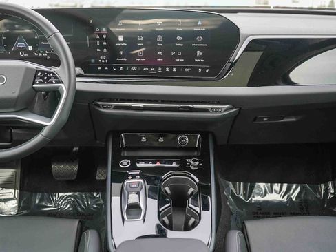 Used 2025 Audi A5 2.0T Premium Plus Sedan w/ Premium Plus image 8