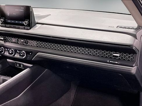 Used 2024 Honda Accord EX image 25
