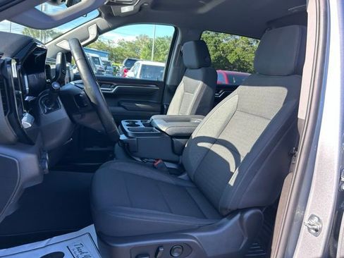 Used 2025 Chevrolet Silverado 1500 LT image 14