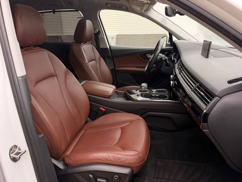 Used 2018 Audi Q7 3.0T Prestige image 26