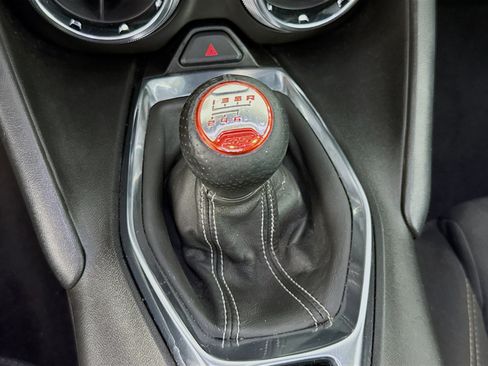 Used 2021 Chevrolet Camaro SS RWD image 18