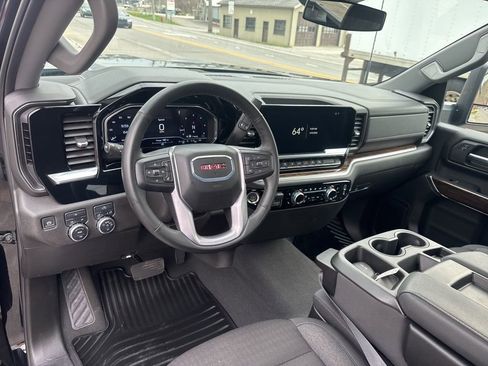 Used 2025 GMC Sierra 2500 SLE w/ SLE Convenience Package AWD/4WD image 29
