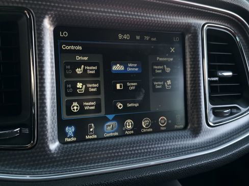 Used 2015 Dodge Challenger SRT Hellcat image 23