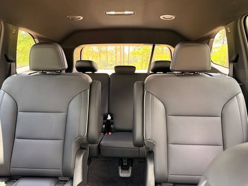 Used 2026 Buick Enclave Preferred FWD image 27