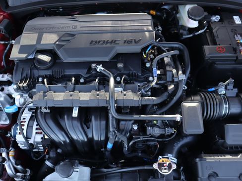 New 2025 Hyundai Elantra Sport w/ Cargo Package image 6