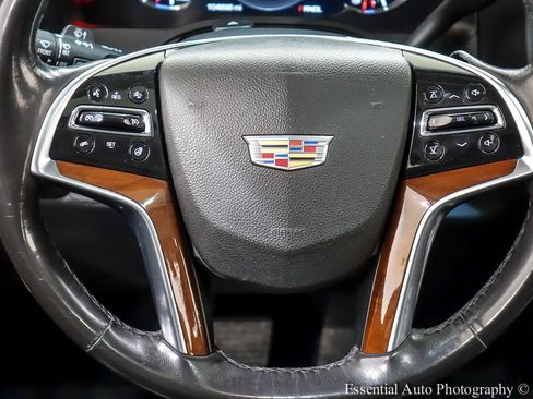 Used 2018 Cadillac Escalade Luxury image 20