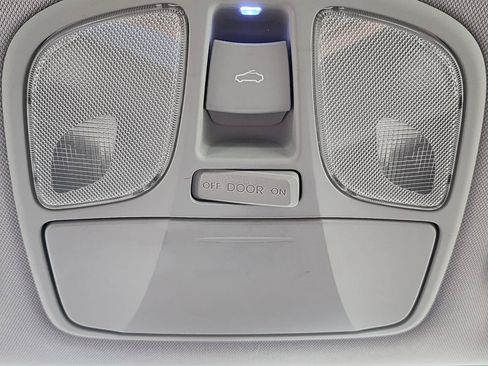Used 2012 Hyundai Sonata Limited w/ Navigation Pkg FWD image 19