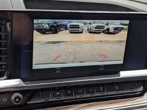 Used 2023 Chevrolet Silverado 1500 RST w/ Z71 Off-Road Package image 18