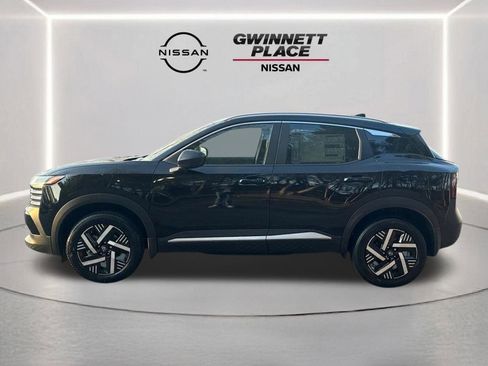 New 2026 Nissan Kicks SV image 8