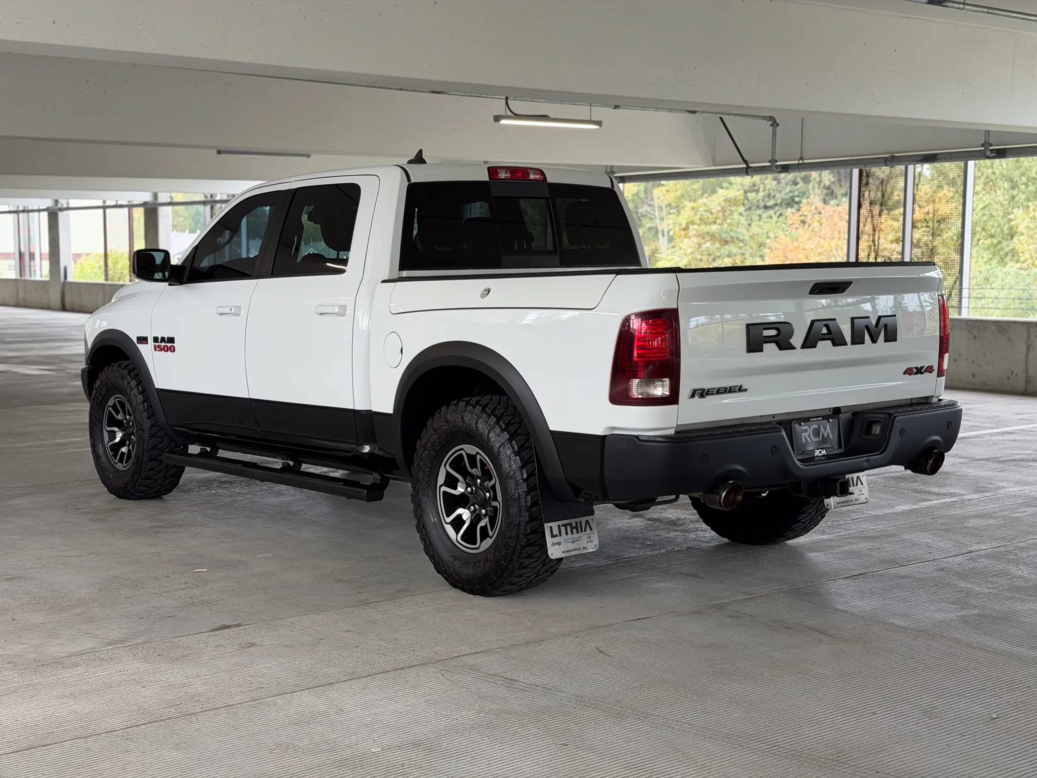Used 2015 RAM 1500 Rebel AWD/4WD image 7