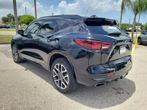 Used 2023 Chevrolet Blazer RS FWD image 3
