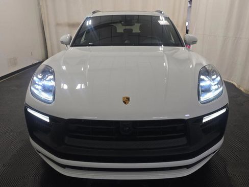 Used 2025 Porsche Macan GTS image 2