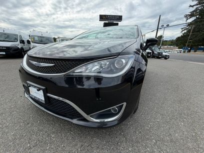 Used 2020 Chrysler Pacifica Touring-L