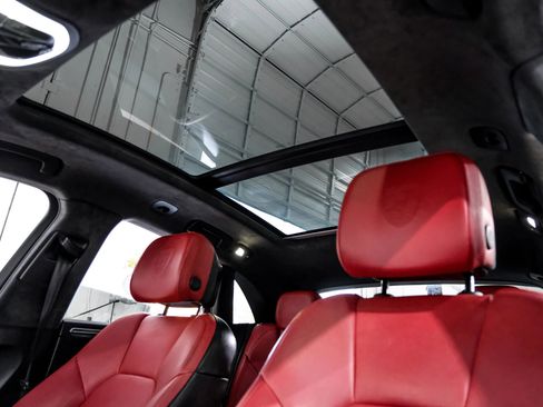 Used 2017 Porsche Macan Turbo image 27