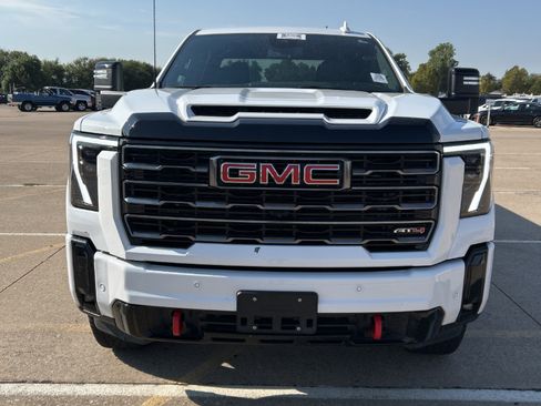 Used 2025 GMC Sierra 2500 AT4 AWD/4WD image 15