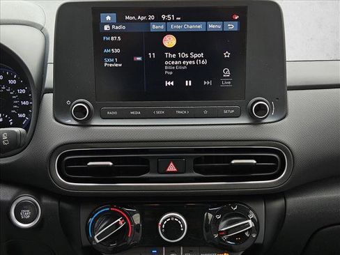 Used 2023 Hyundai Kona SEL FWD image 11