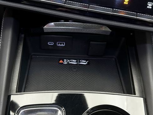 Used 2025 Buick Envision Sport Touring image 18