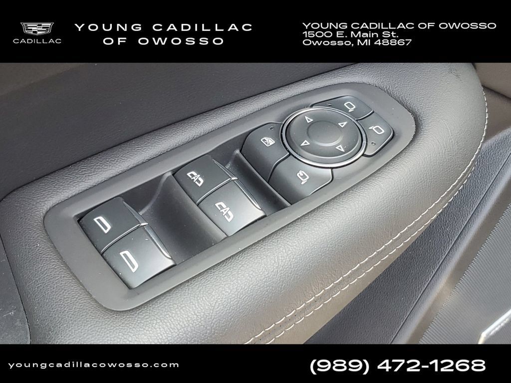 Certified 2024 Cadillac XT5 Premium Luxury w/ LPO, Floor Liner Package AWD/4WD image 23