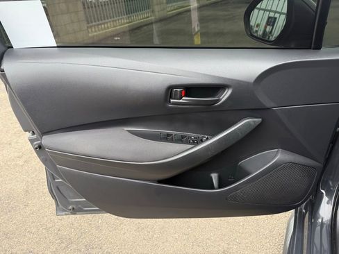 Used 2023 Toyota Corolla LE image 19