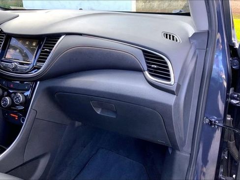 Used 2019 Chevrolet Trax Premier image 16