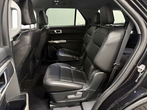 Certified 2023 Ford Explorer XLT w/ Equipment Group 202A image 32