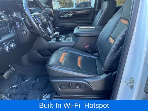 Used 2022 GMC Sierra 1500 AT4 w/ Sierra Safety Plus Package AWD/4WD image 11