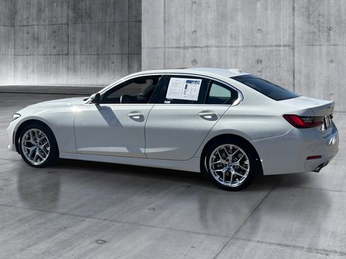 Used 2025 BMW 330i Sedan RWD image 3