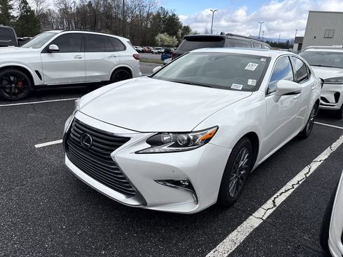 Used 2018 Lexus ES 350 350 w/ Premier Package image 7