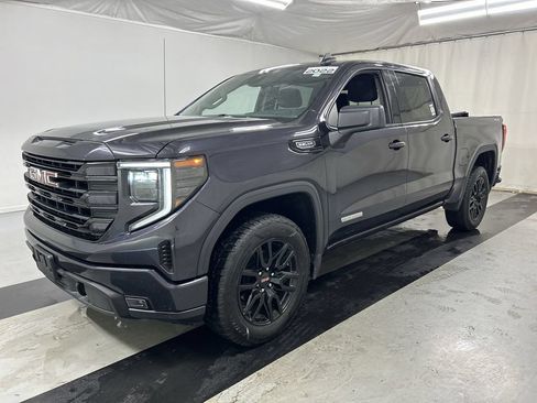 Used 2022 GMC Sierra 1500 Elevation AWD/4WD image 5