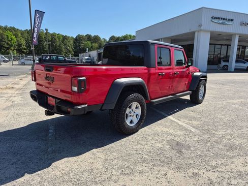 Used 2020 Jeep Gladiator Sport w/ Quick Order Package 24S AWD/4WD image 3
