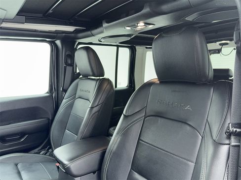 Used 2023 Jeep Wrangler Unlimited Sahara w/ Cold Weather Group image 41