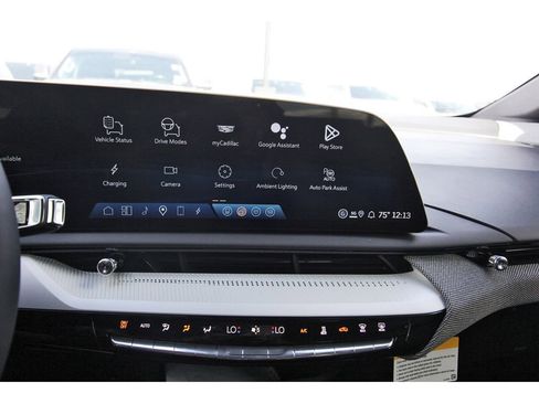 New 2026 Cadillac Optiq Luxury 1 image 15