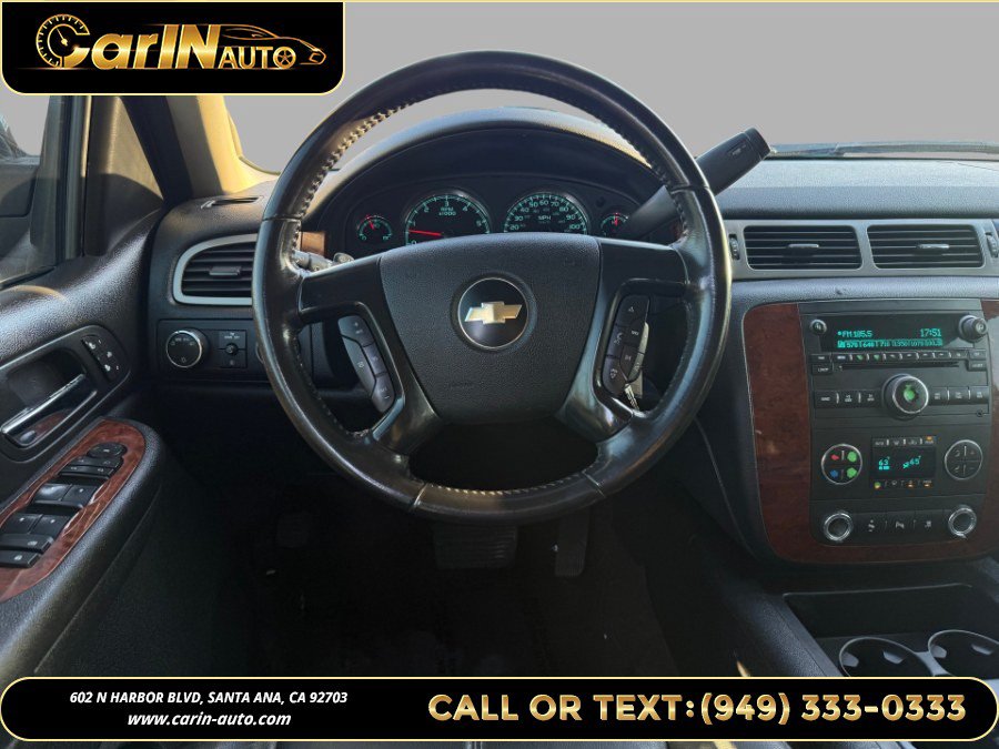 Used 2009 Chevrolet Tahoe LT w/ Luxury Package AWD/4WD image 12