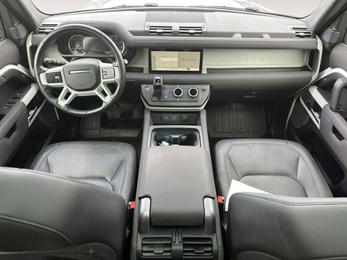 Used 2023 Land Rover Defender 110 S AWD/4WD image 10
