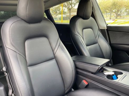 Used 2021 Tesla Model Y Performance image 35