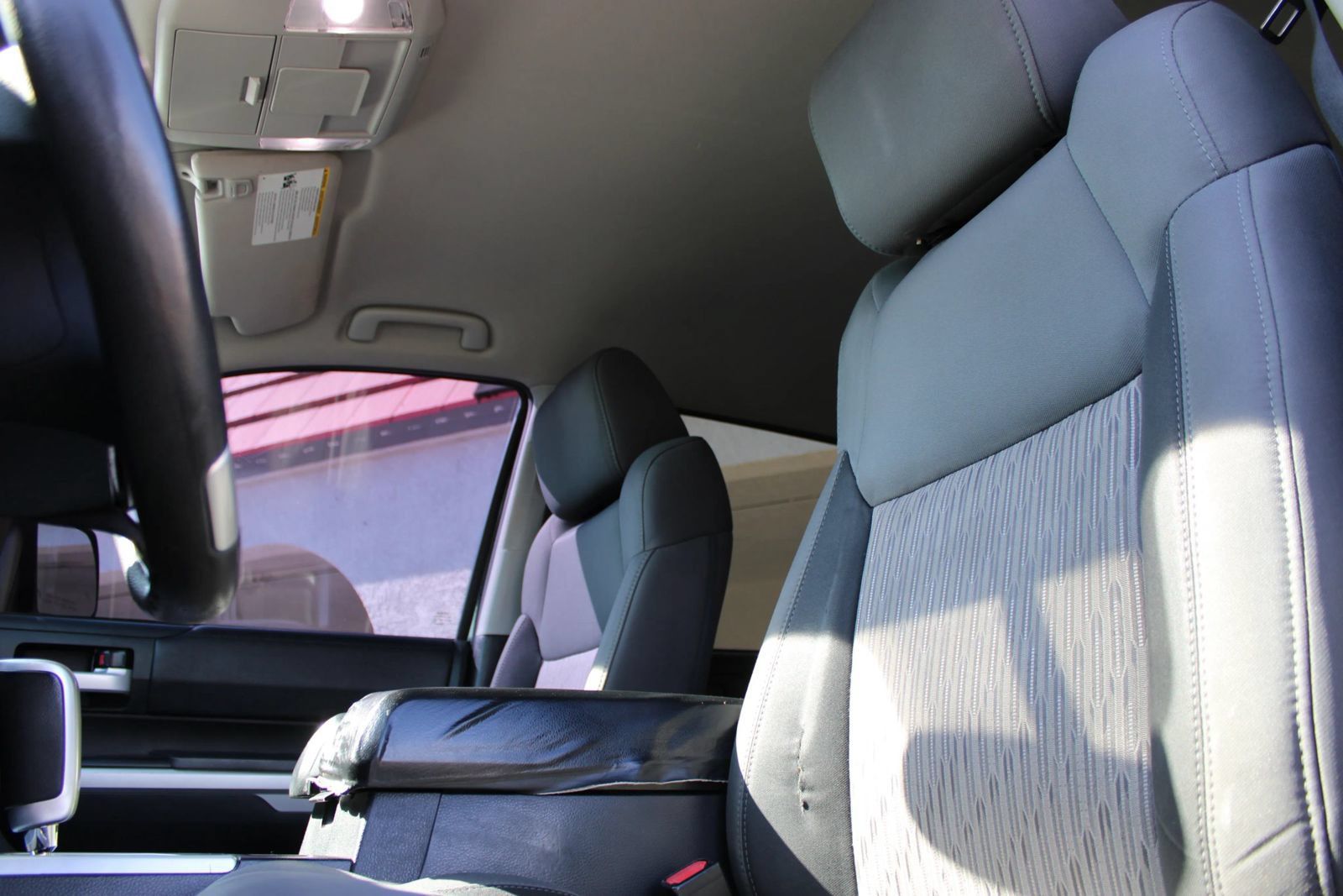 Used 2016 Toyota Tundra SR5 w/ SR5 Upgrade Package RWD image 10