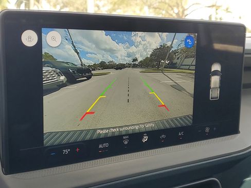 Used 2025 Ford Maverick XL image 26