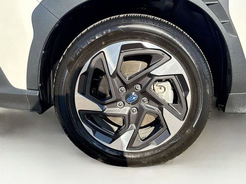 Certified 2025 Subaru Crosstrek 2.5i Limited w/ Crosstrek Mirror Package image 44