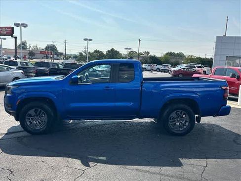 Certified 2025 Nissan Frontier SV RWD image 6