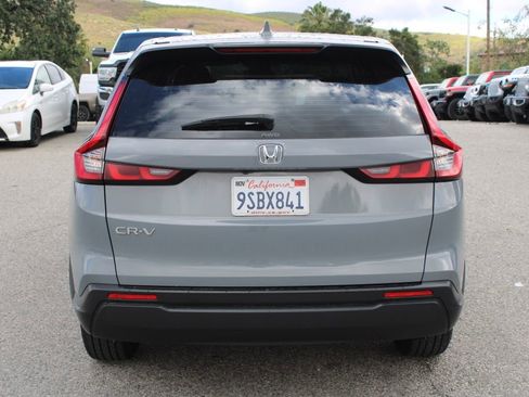 Used 2024 Honda CR-V LX image 5