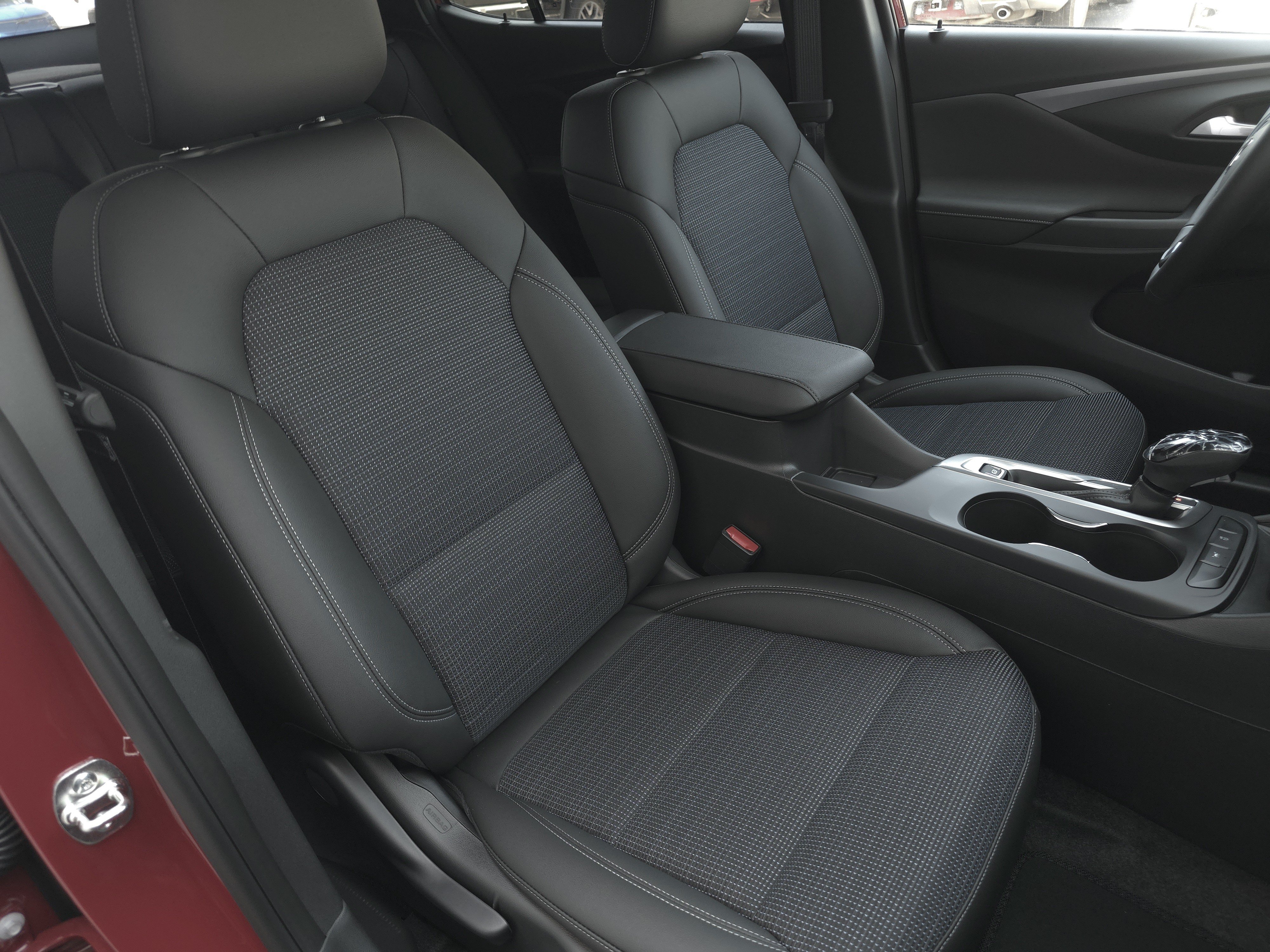New 2026 Buick Envista Preferred w/ Convenience I Package FWD image 36
