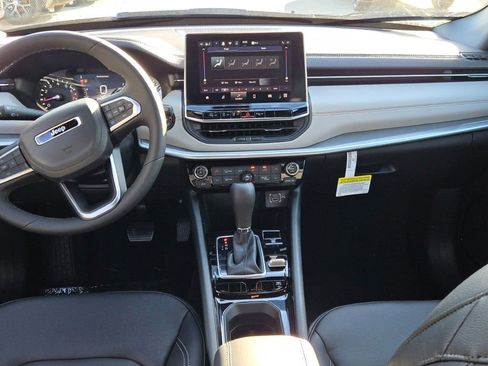 New 2026 Jeep Compass Limited image 20