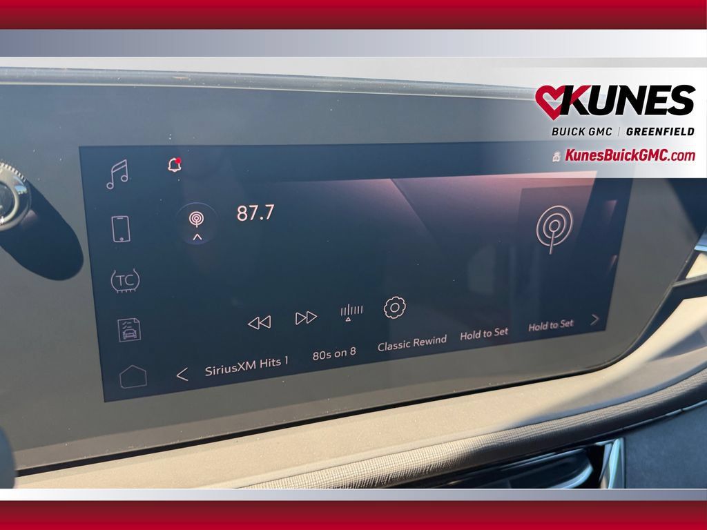 New 2026 Buick Envista Sport Touring w/ Convenience I Package FWD image 23