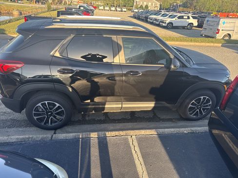 Certified 2025 Chevrolet TrailBlazer LT w/ Convenience Package image 7