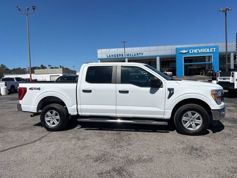 Used 2021 Ford F150 XLT image 2